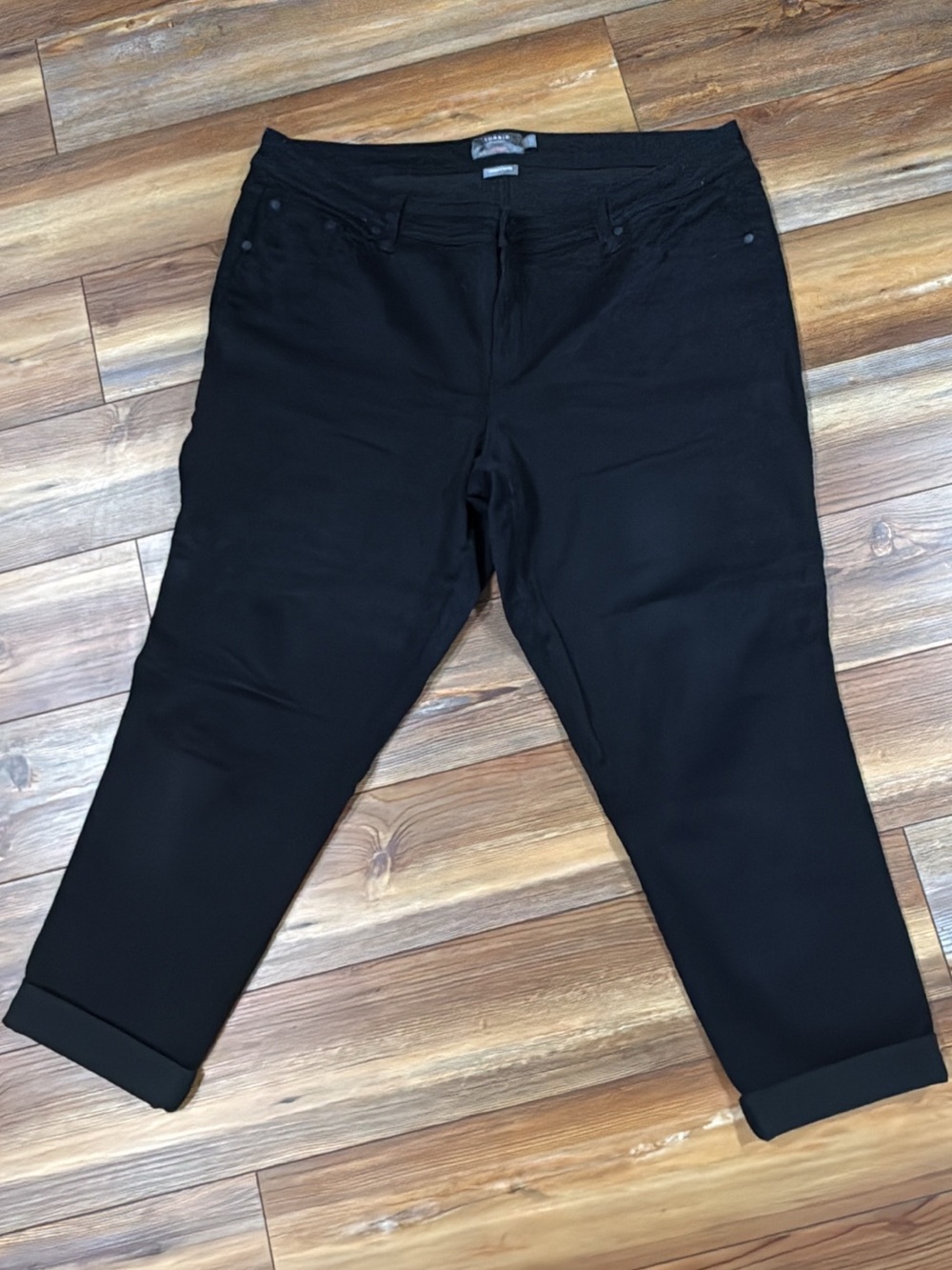 torrid Black Ankle Crop Pull-On Jeans